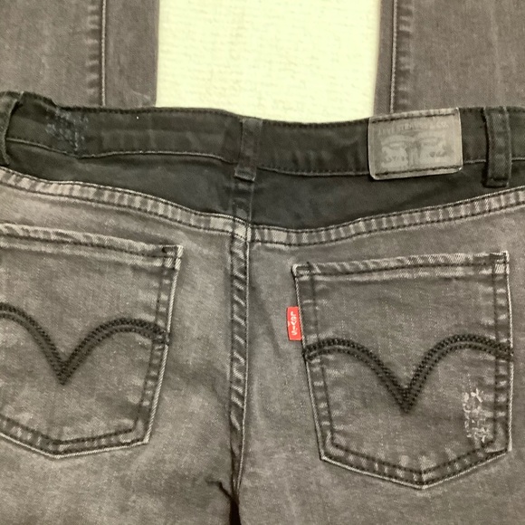 Levi’s 710 Super Skinny Black Distressed Jeans🦚 - Picture 4 of 12